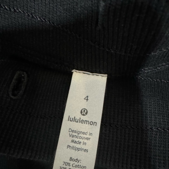 Lululemon Scuba Relaxed High-Rise Jogger - Picture 4 of 5